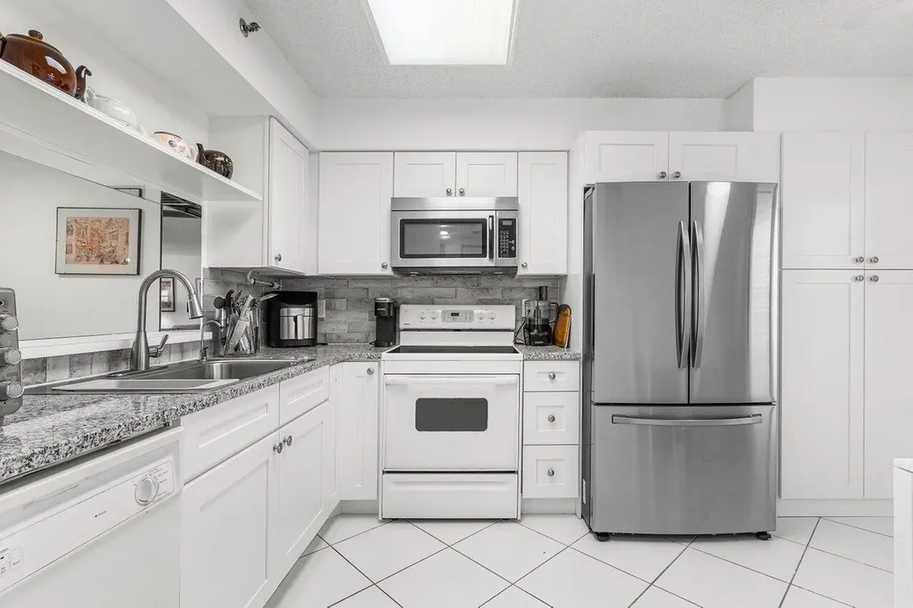 7310 Ashford Place Delray Beach FL 33446
