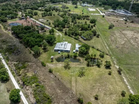 21216 Glades Cut Off Road Port St Lucie FL 34987