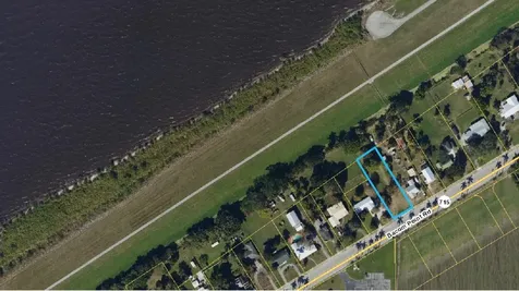 1697 Bacom Point Road Pahokee FL 33476