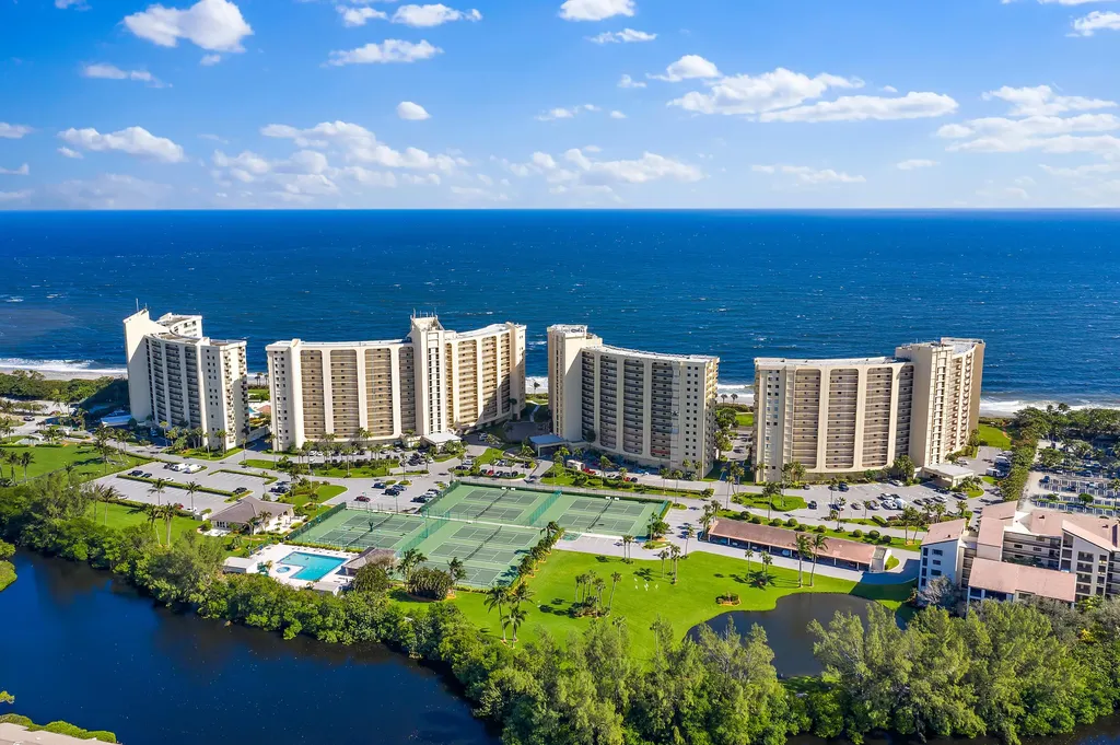 300 Ocean Trail Way Jupiter FL 33477