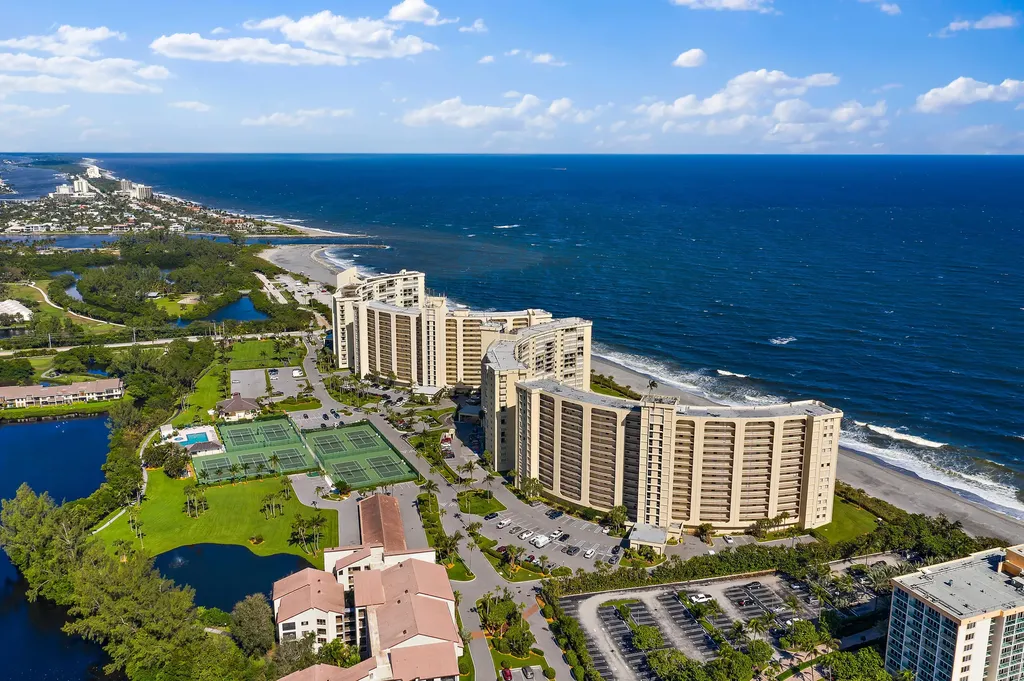 300 Ocean Trail Way Jupiter FL 33477