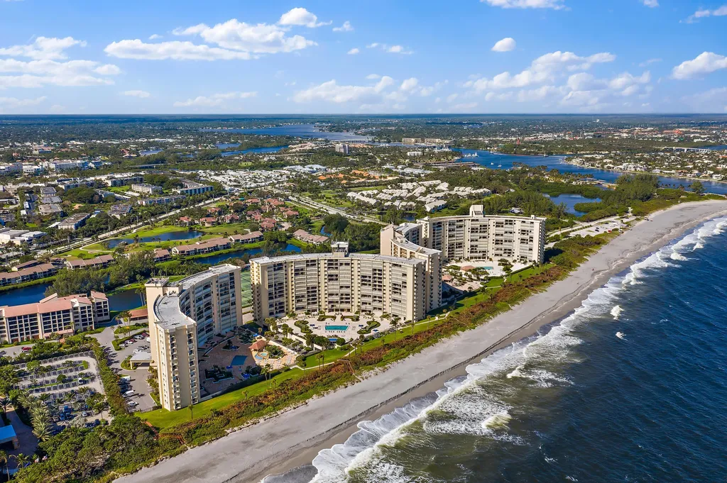 300 Ocean Trail Way Jupiter FL 33477