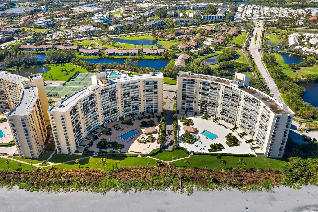 300 Ocean Trail Way Jupiter FL 33477