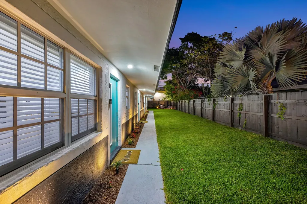 934 NW 4th Avenue Fort Lauderdale FL 33311