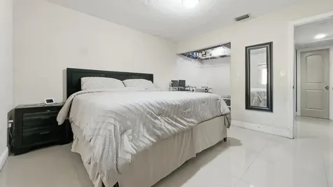21322 NW 40th Circle Court Miami Gardens FL 33055
