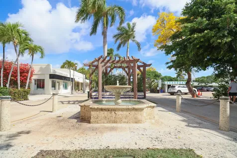 600 S Dixie Highway West Palm Beach FL 33401