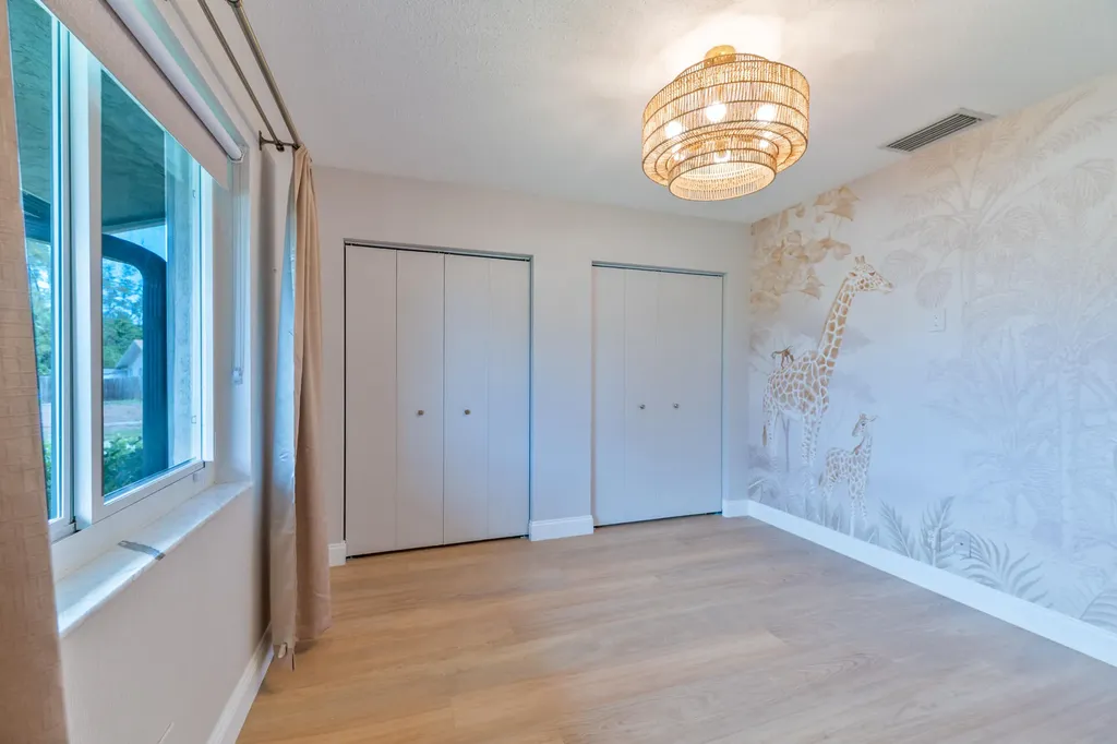8099 Santa Fe Trail Boca Raton FL 33487