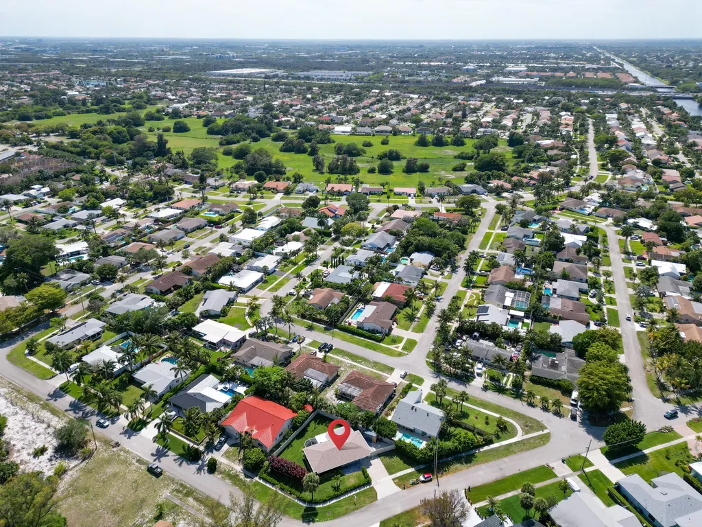 8099 Santa Fe Trail Boca Raton FL 33487