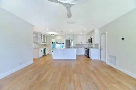 8099 Santa Fe Trail Boca Raton FL 33487