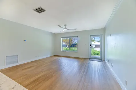 8099 Santa Fe Trail Boca Raton FL 33487