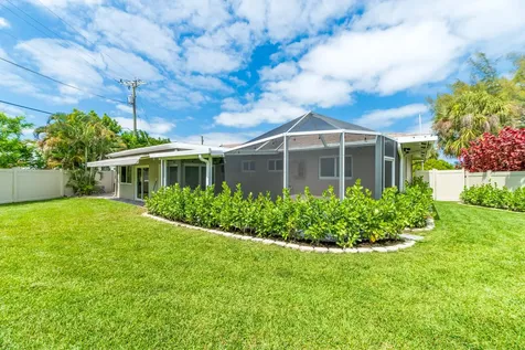 8099 Santa Fe Trail Boca Raton FL 33487