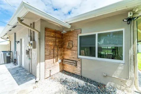 8099 Santa Fe Trail Boca Raton FL 33487