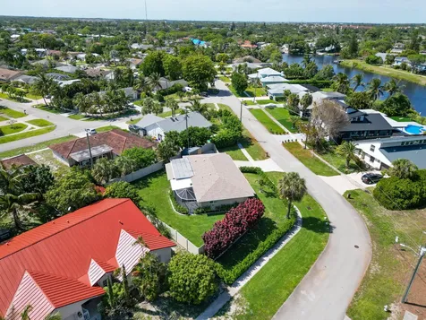 8099 Santa Fe Trail Boca Raton FL 33487