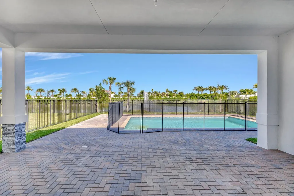 13079 Feathering Way Palm Beach Gardens FL 33412