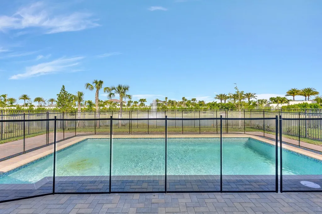 13079 Feathering Way Palm Beach Gardens FL 33412