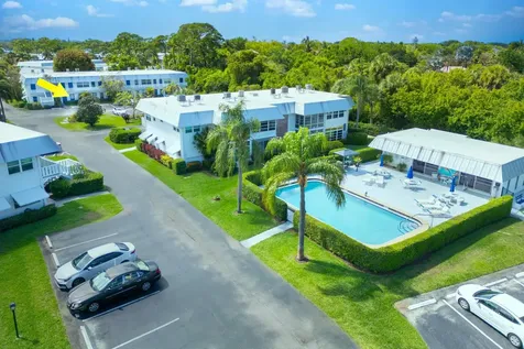 2929 SE Ocean Boulevard Stuart FL 34996