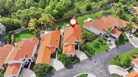 2596 La Cristal Circle Palm Beach Gardens FL 33410