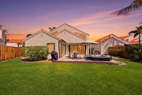 2596 La Cristal Circle Palm Beach Gardens FL 33410