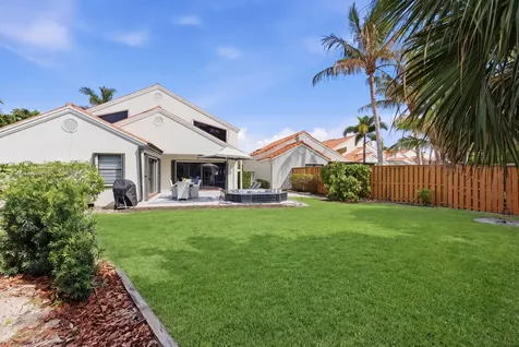 2596 La Cristal Circle Palm Beach Gardens FL 33410