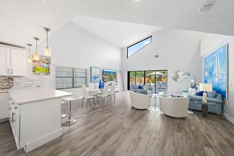 2596 La Cristal Circle Palm Beach Gardens FL 33410