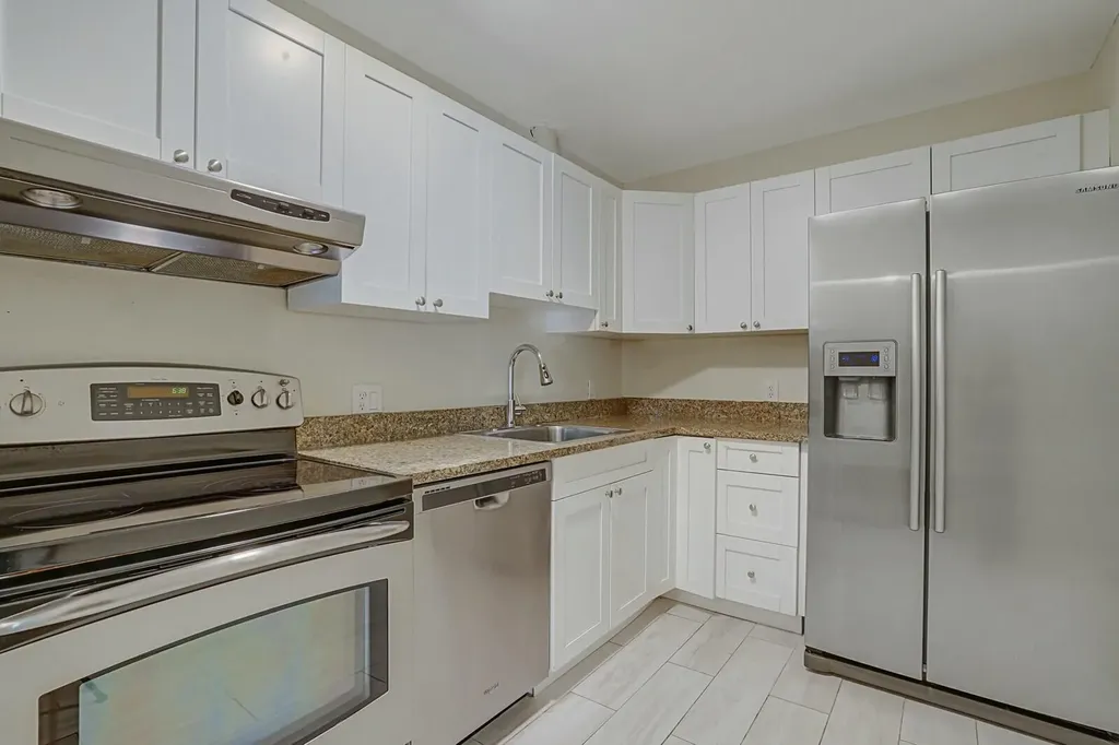 326 SE 1st Avenue Delray Beach FL 33444