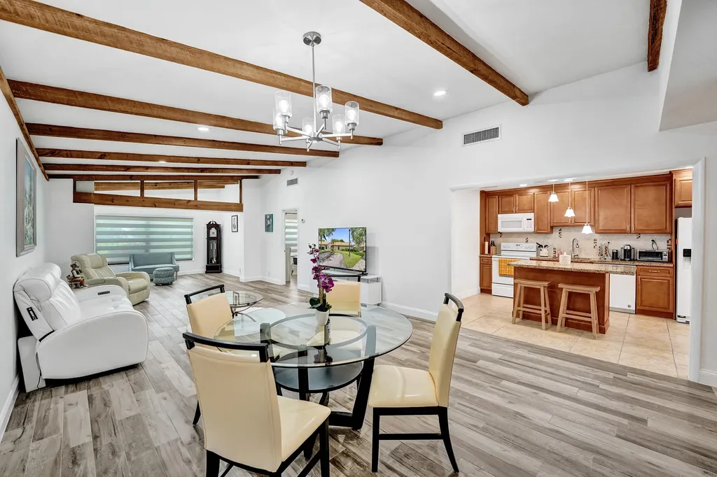 9707 N New River Canal Road Plantation FL 33324