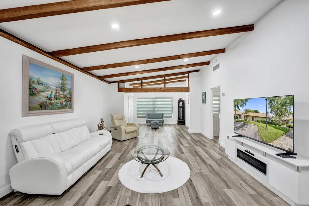 9707 N New River Canal Road Plantation FL 33324