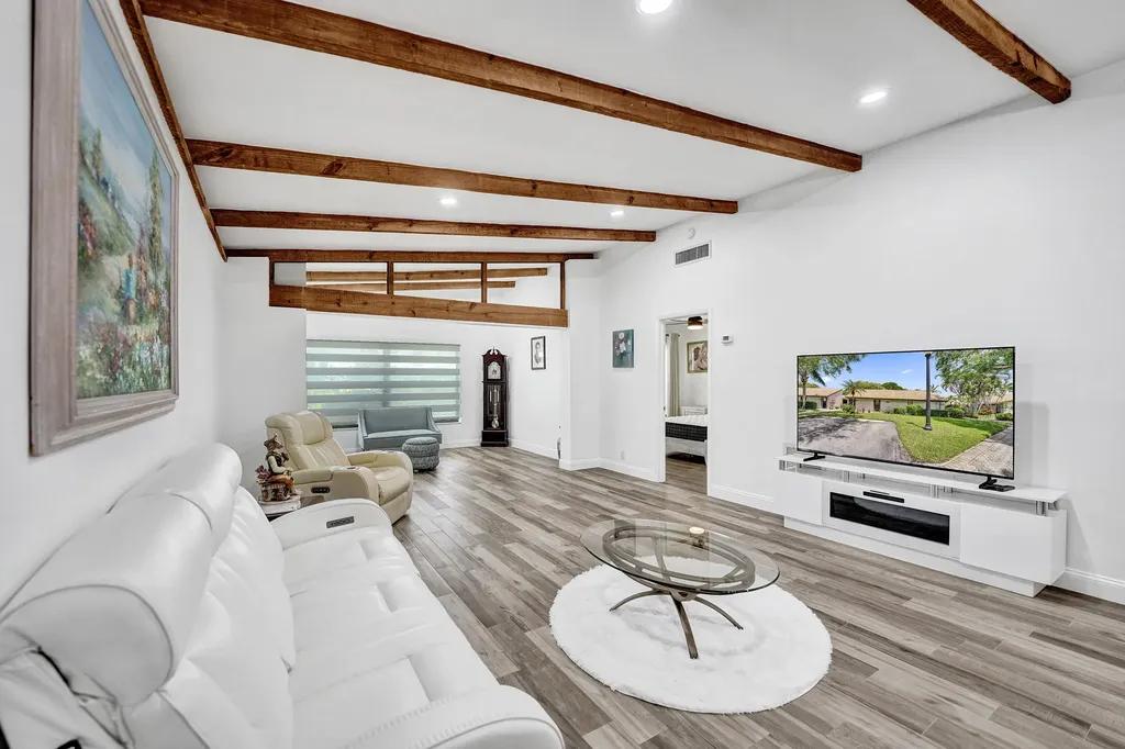 9707 N New River Canal Road Plantation FL 33324