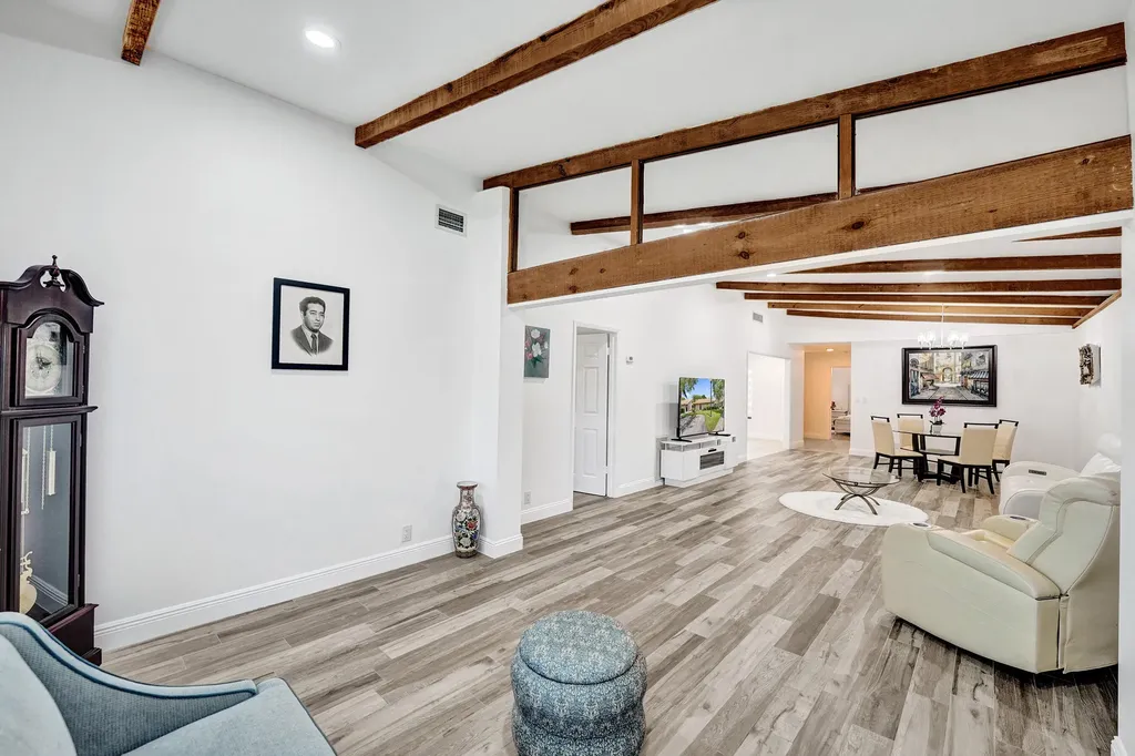 9707 N New River Canal Road Plantation FL 33324