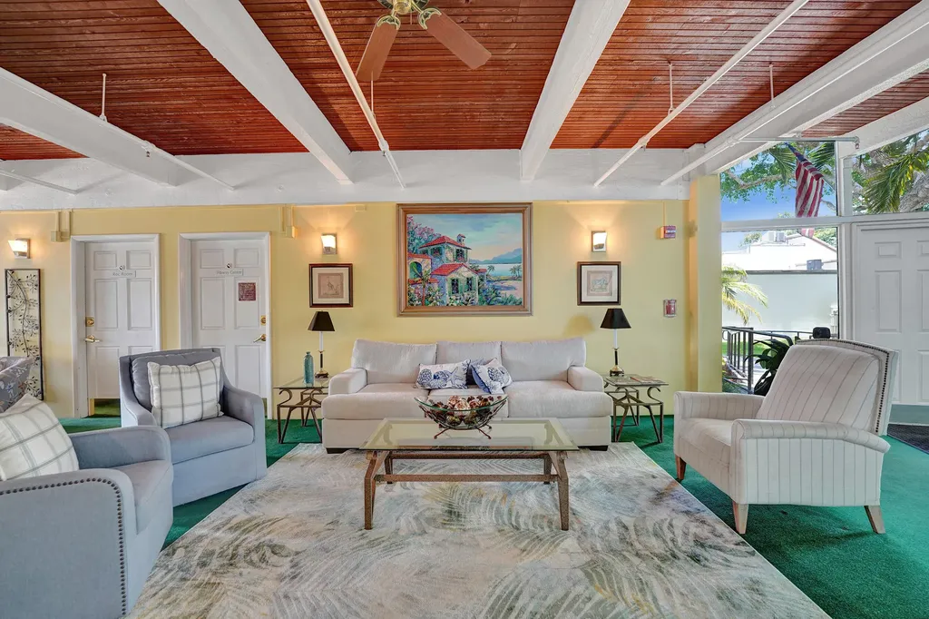 9707 N New River Canal Road Plantation FL 33324