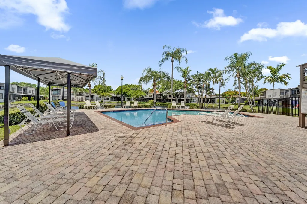 9707 N New River Canal Road Plantation FL 33324