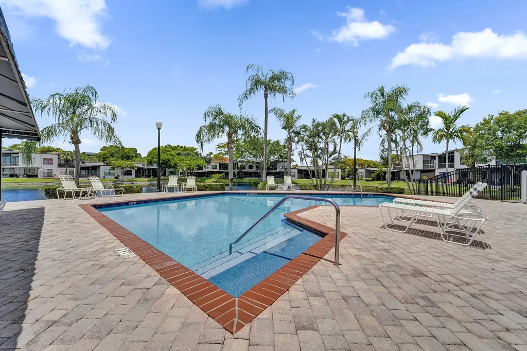 9707 N New River Canal Road Plantation FL 33324