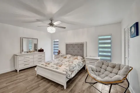 9707 N New River Canal Road Plantation FL 33324