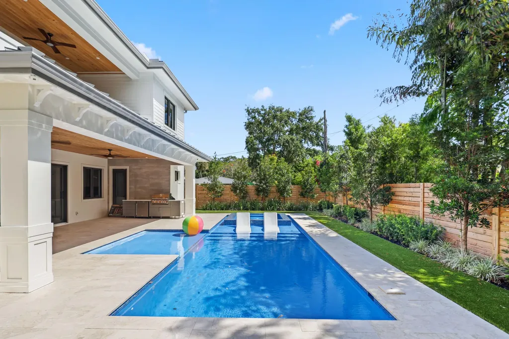 451 NW 7th Avenue Boca Raton FL 33486