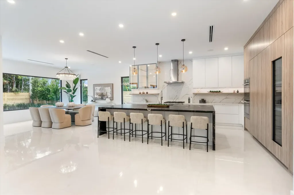 451 NW 7th Avenue Boca Raton FL 33486