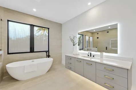 451 NW 7th Avenue Boca Raton FL 33486