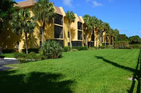 460 NW 20th Street Boca Raton FL 33431
