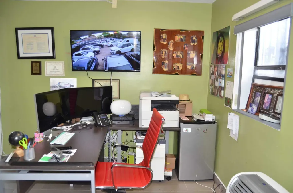 2401 NW 19th Street Fort Lauderdale FL 33311