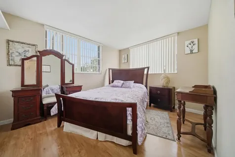 3040 Holiday Springs Boulevard Margate FL 33063