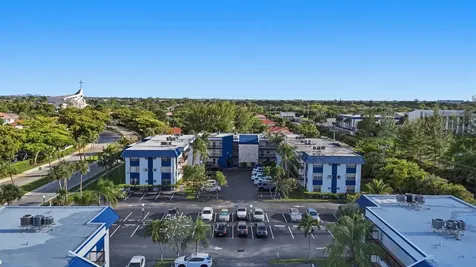 3040 Holiday Springs Boulevard Margate FL 33063