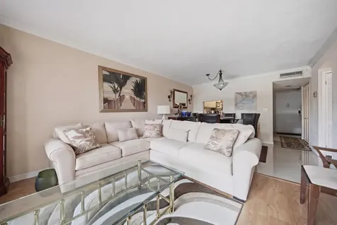 3040 Holiday Springs Boulevard Margate FL 33063
