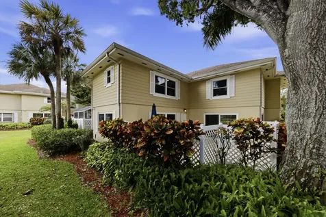 4802 Roxbury Court Boynton Beach FL 33436