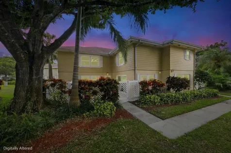 4802 Roxbury Court Boynton Beach FL 33436