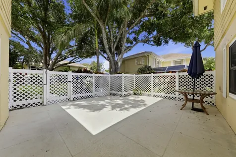 4802 Roxbury Court Boynton Beach FL 33436