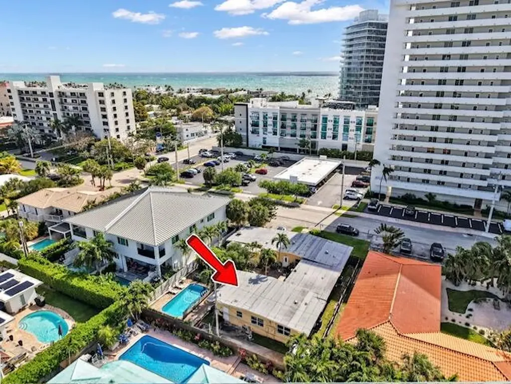 2207 NE 33rd Avenue Fort Lauderdale FL 33305