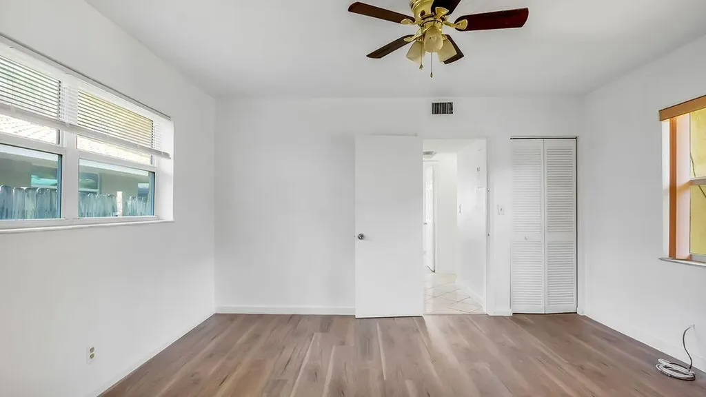 2207 NE 33rd Avenue Fort Lauderdale FL 33305