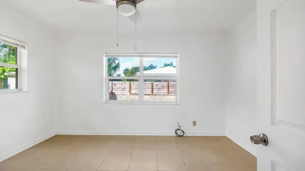 2207 NE 33rd Avenue Fort Lauderdale FL 33305