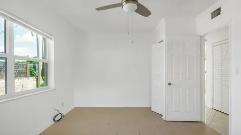 2207 NE 33rd Avenue Fort Lauderdale FL 33305