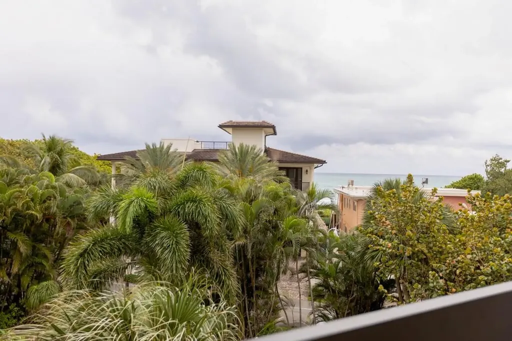 4201 N Ocean Drive Hollywood FL 33019