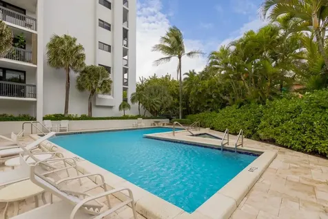 4201 N Ocean Drive Hollywood FL 33019